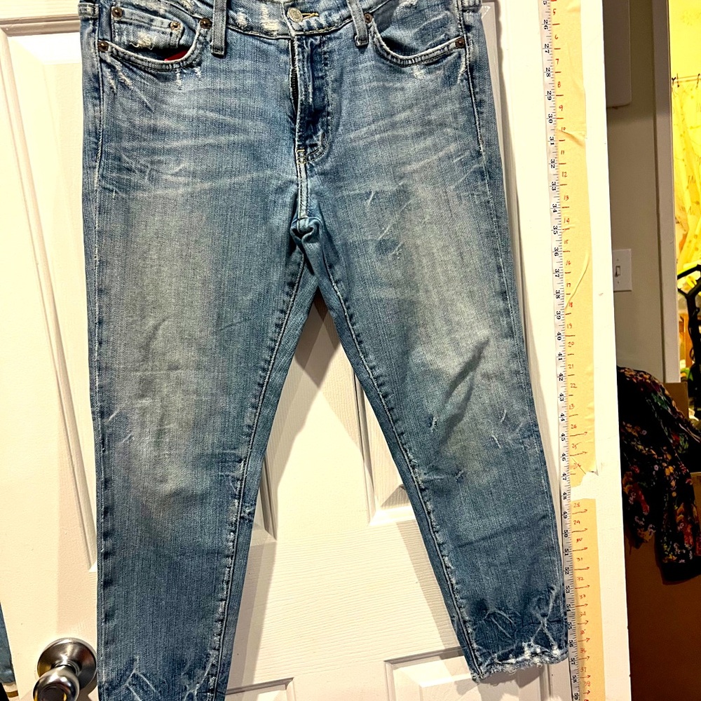 Red Engine’s boyfriend vintage Blue Distressed Jeans. It’s pre loved jeans